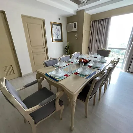 Avant At The Fort By Urban Realty Manila Exterior photo