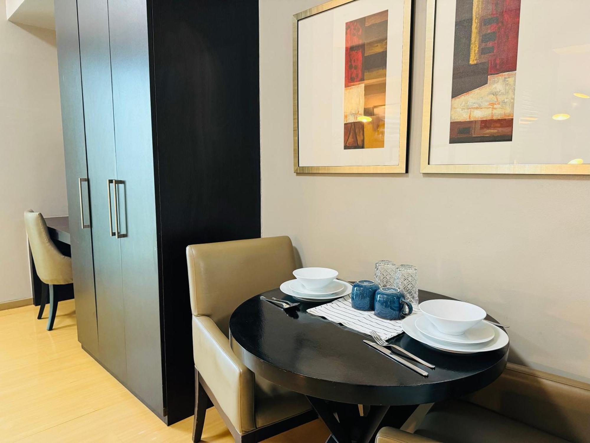 Avant At The By Urban Realty * Manila
