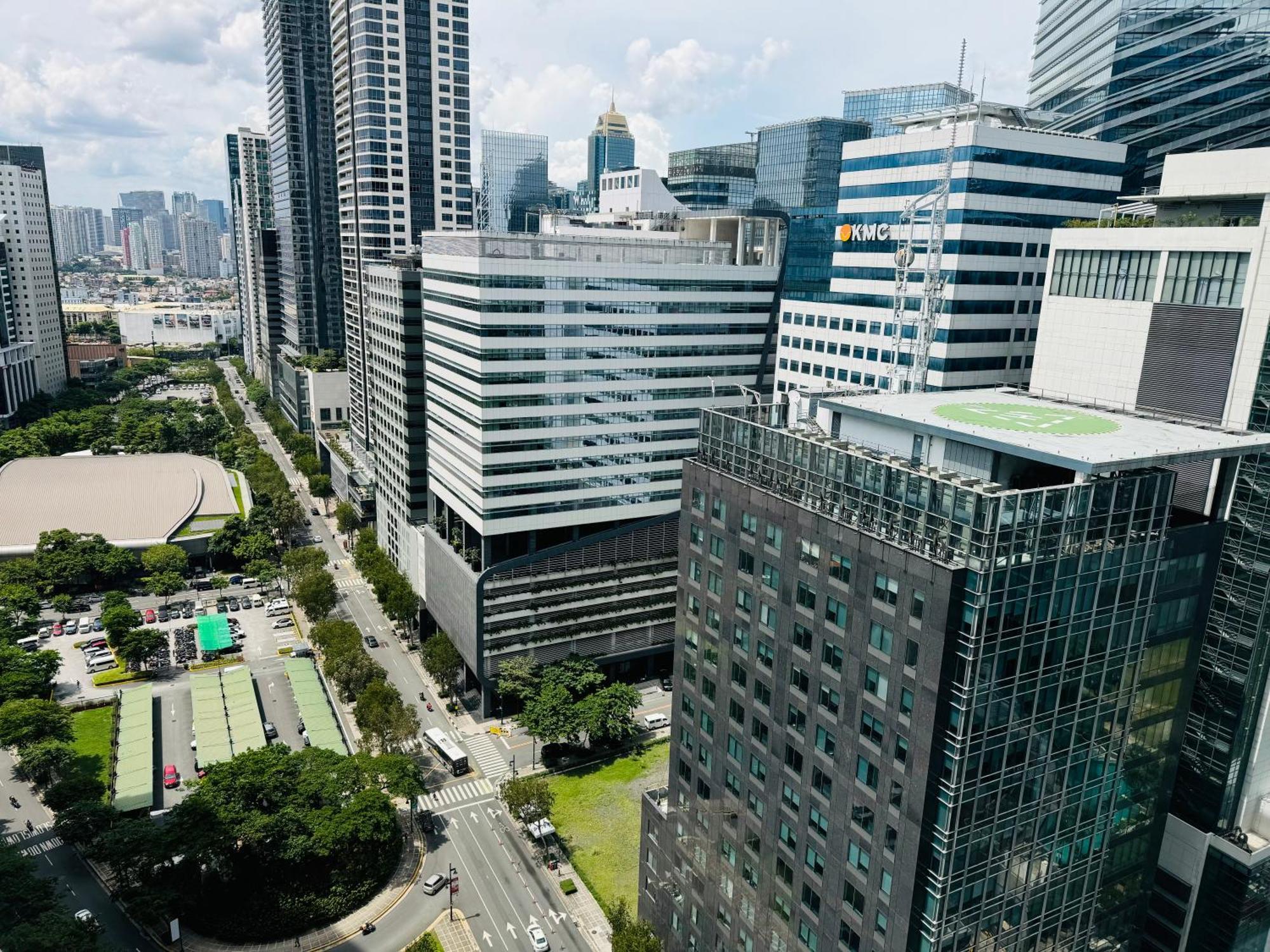 Avant At The By Urban Realty * Manila
