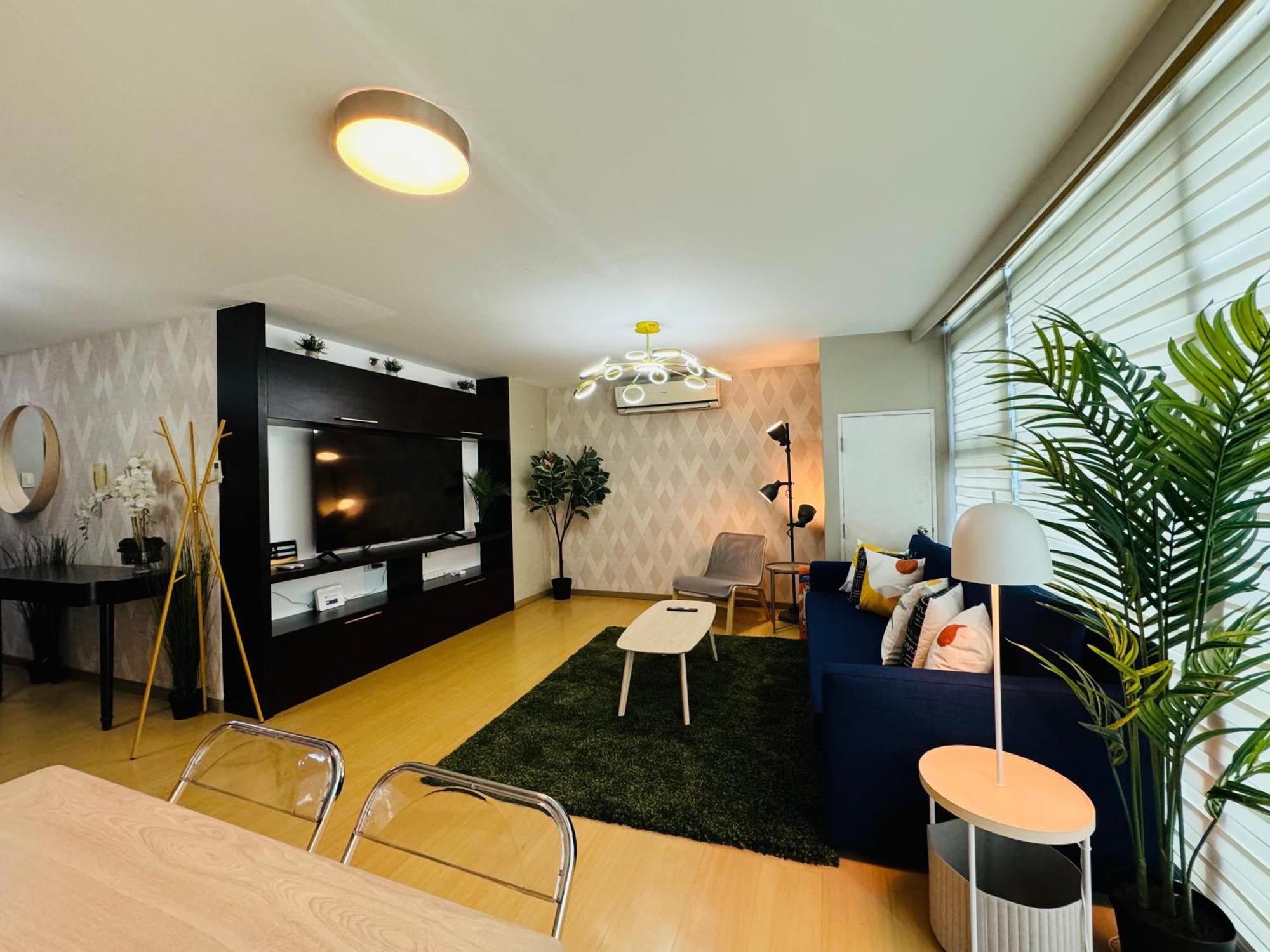 Avant At The By Urban Realty * Manila